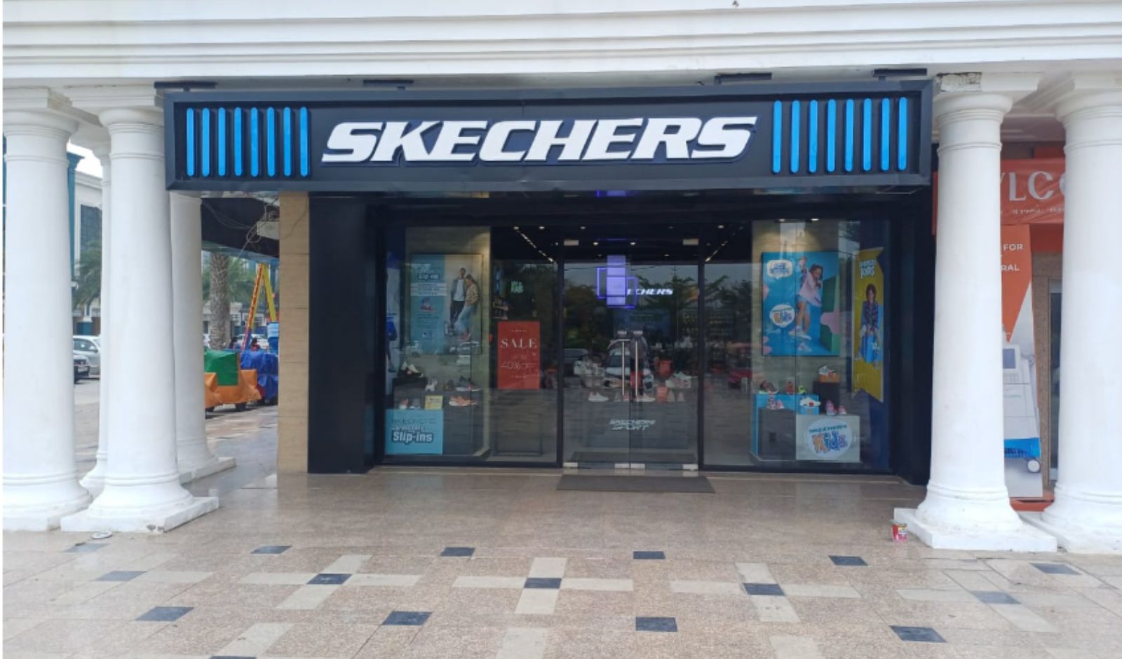 Retail India News: Skechers Opens New Flagship Store at Omaxe World Street, Faridabad