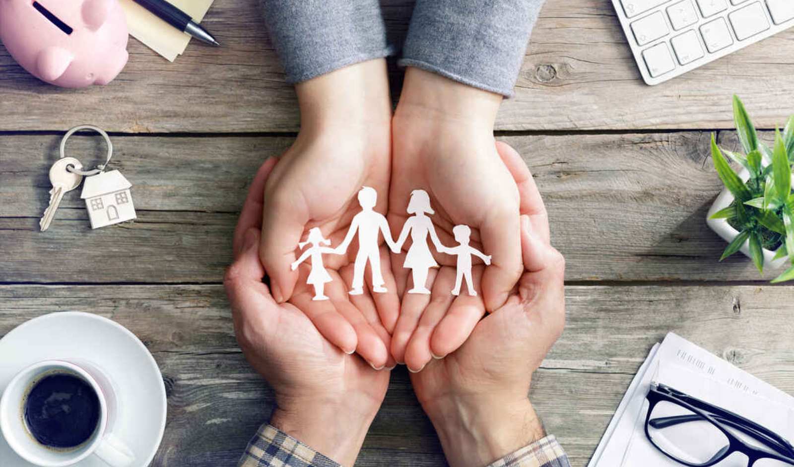 Endowment Plan vs Term Insurance: Which Should You Choose?