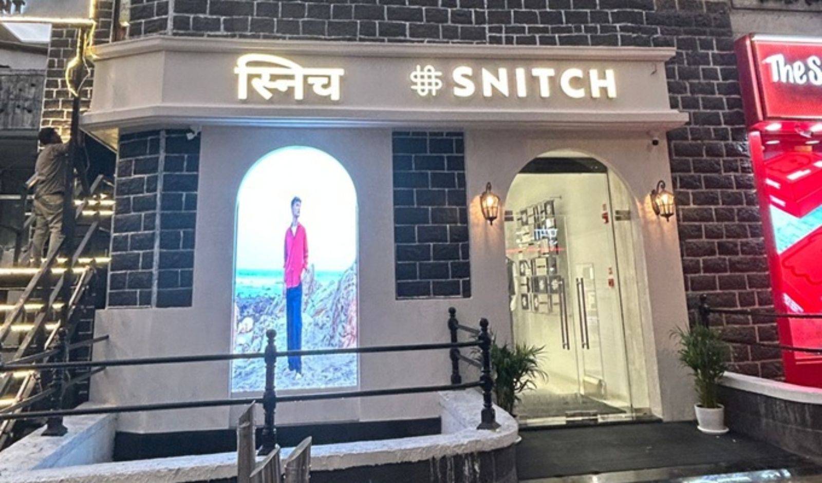 Indian Fast-Fashion Brand Snitch Debuts Internationally in UAE