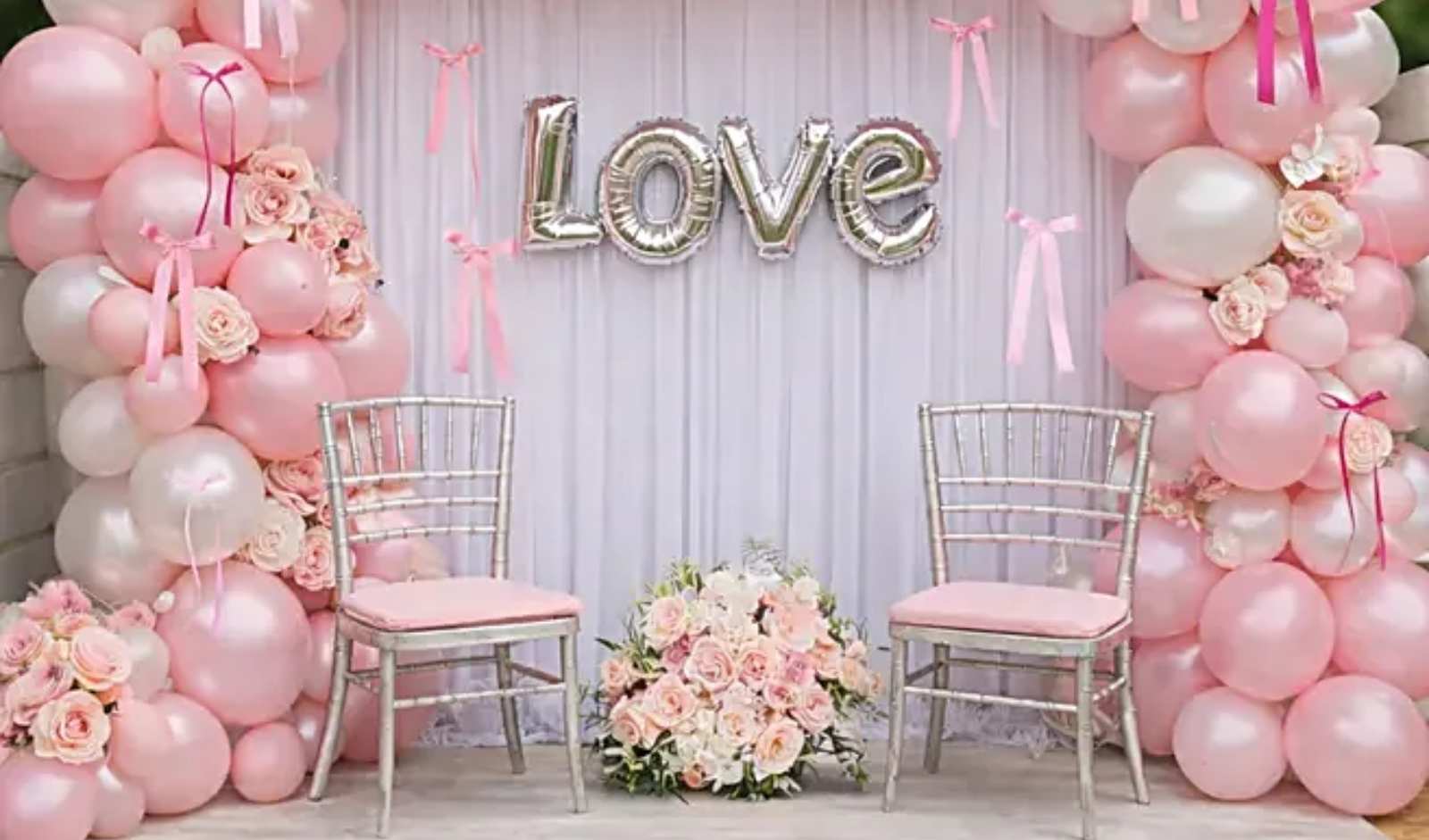 How Balloon Decorations Have Become a Go-To Choice This Season