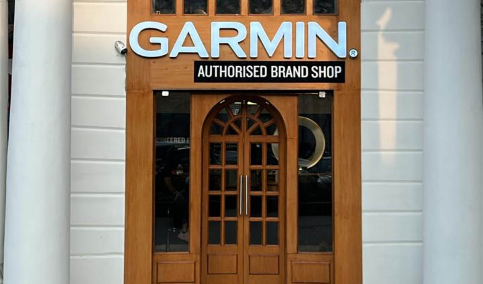 Garmin Opens Exclusive Store in Delhi at Connaught Place