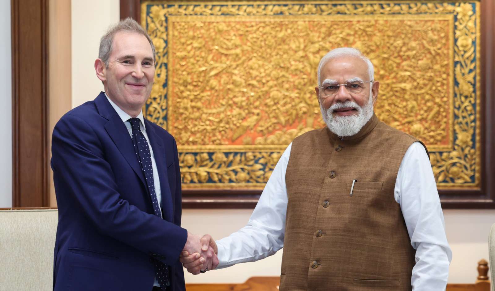Retail India News: Amazon Bets Bigger on India with $48 Bn Expansion Plan