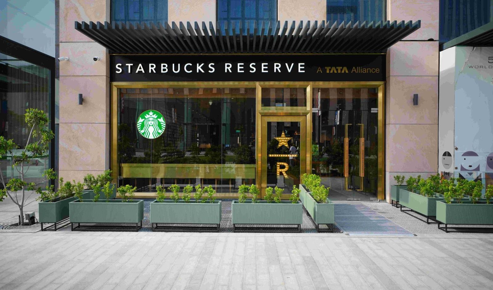 Starbucks Expands Premium Café Network with New Reserve Store in Delhi-NCR