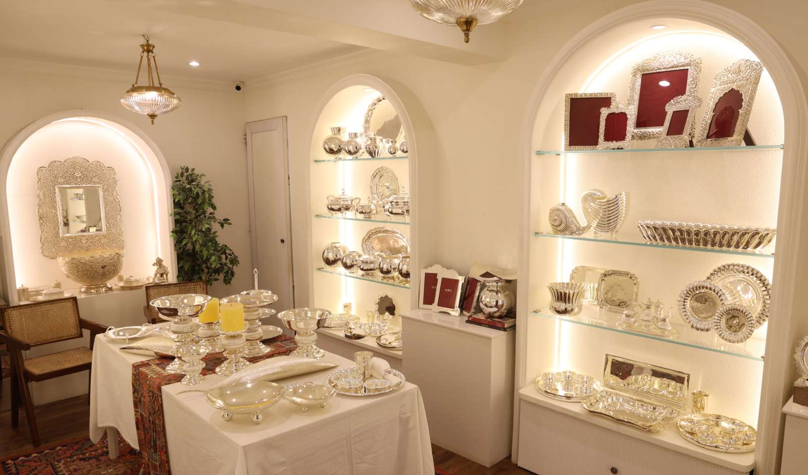 IRRA Luxury Living Opens New Mumbai Design Studio
