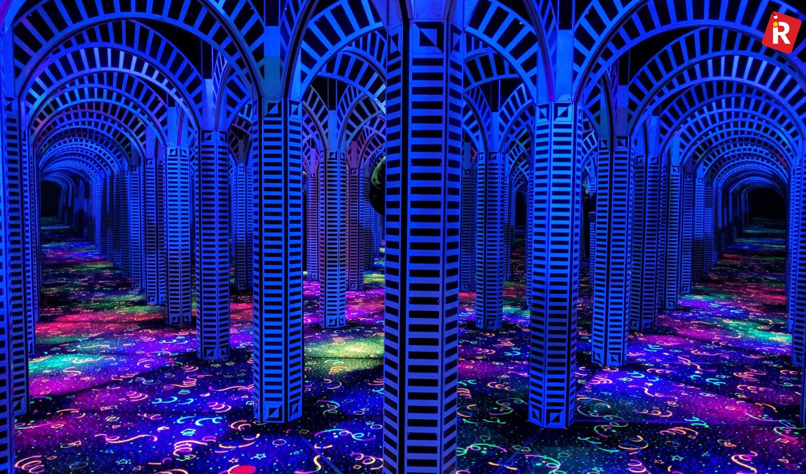  Mirror Maze