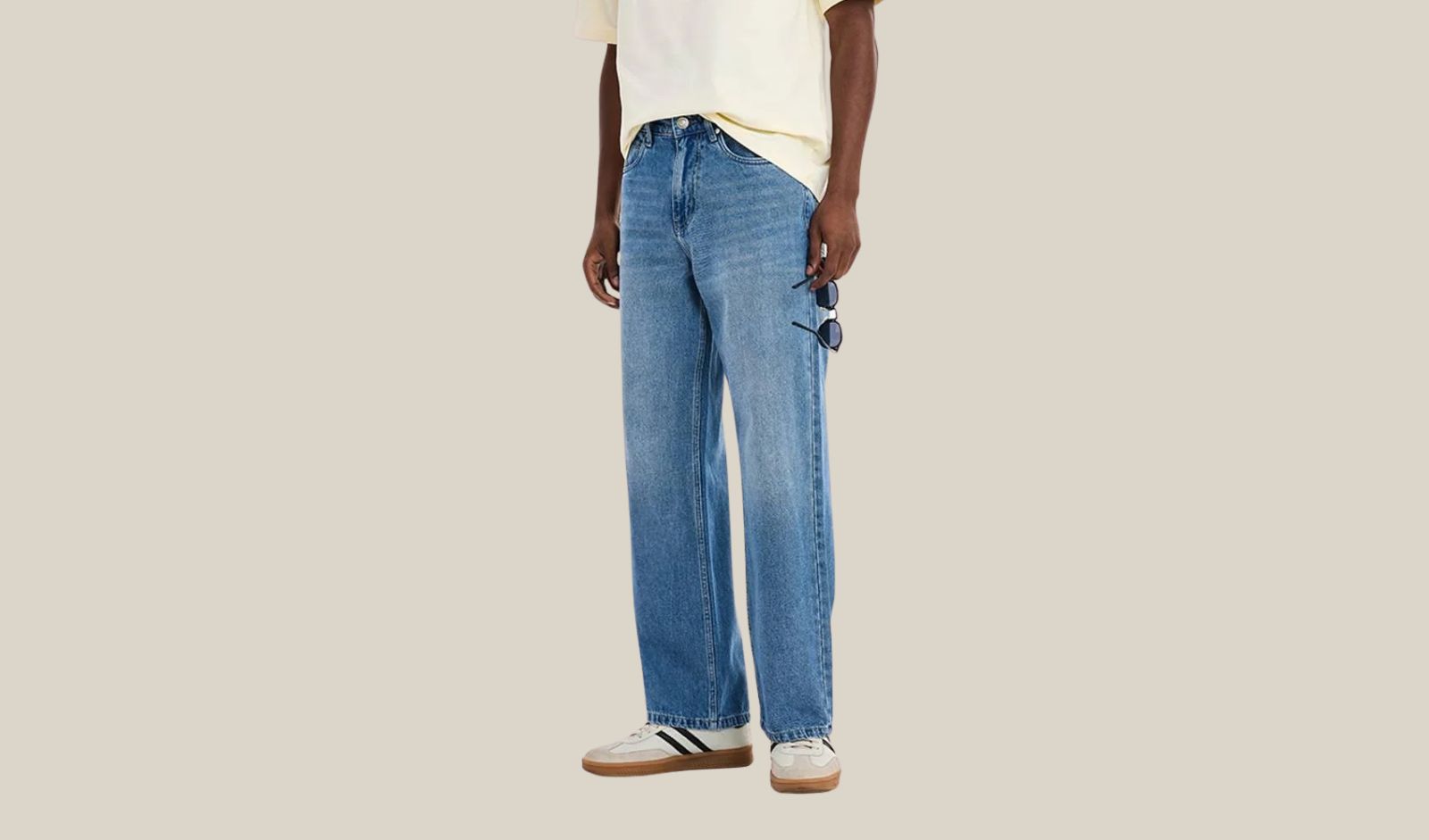 Baggy jeans brands in India, best baggy jeans, streetwear jeans, men's baggy jeans, women's baggy jeans, loose-fit jeans, wide-leg jeans, Levi's baggy jeans, H&M baggy jeans, Zara jeans, Freakins jeans, Urbanic jeans, Snitch jeans, streetwear fashion India, denim styling tips