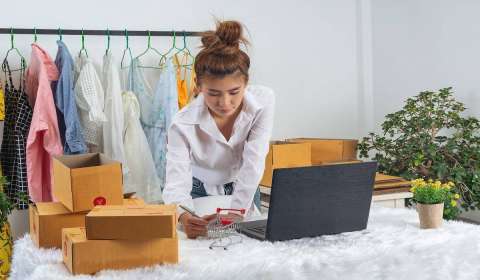 How to Build a D2C Brand in a Marketplace